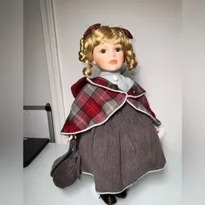 leonardo Collectors Toys Leonardo Collectors Porcelain Dolls